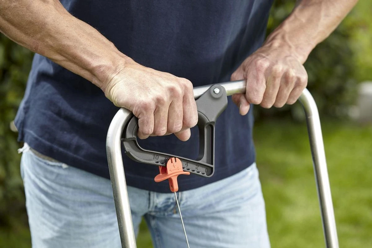 GARDENA - Strooiwagen L - Strooikar - 400m2 - 12.5 Liter - Afbeelding 9