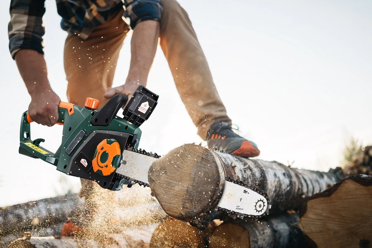 Merkloos Gardebruk Elektrische Kettingzaag 2800 Watt - 46cm Snijlengte - Afbeelding 5