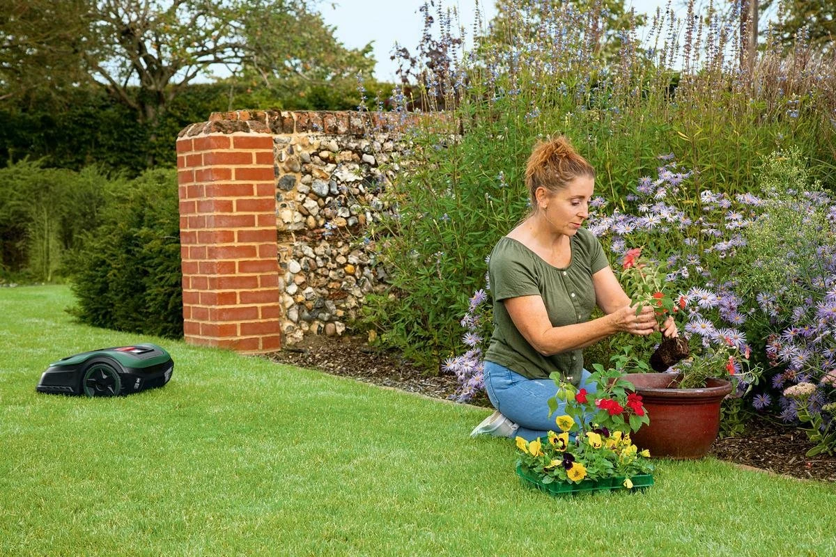 Bosch Indego S+ 500 Robotmaaier - Voor Gazons Tot 500 M2 - Incl. Laadstation En Accessoires - Connected - Afbeelding 4