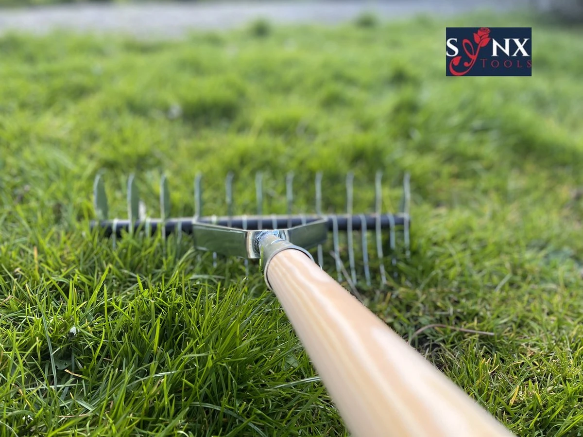 Synx Tools Verticuteerhark Verzinkt - Gazonbeluchters - Verticuteer / Harken - Bodembewerkers - Tuinartikelen / Tuingereedschap - Inclusief Steel 160cm - Afbeelding 6