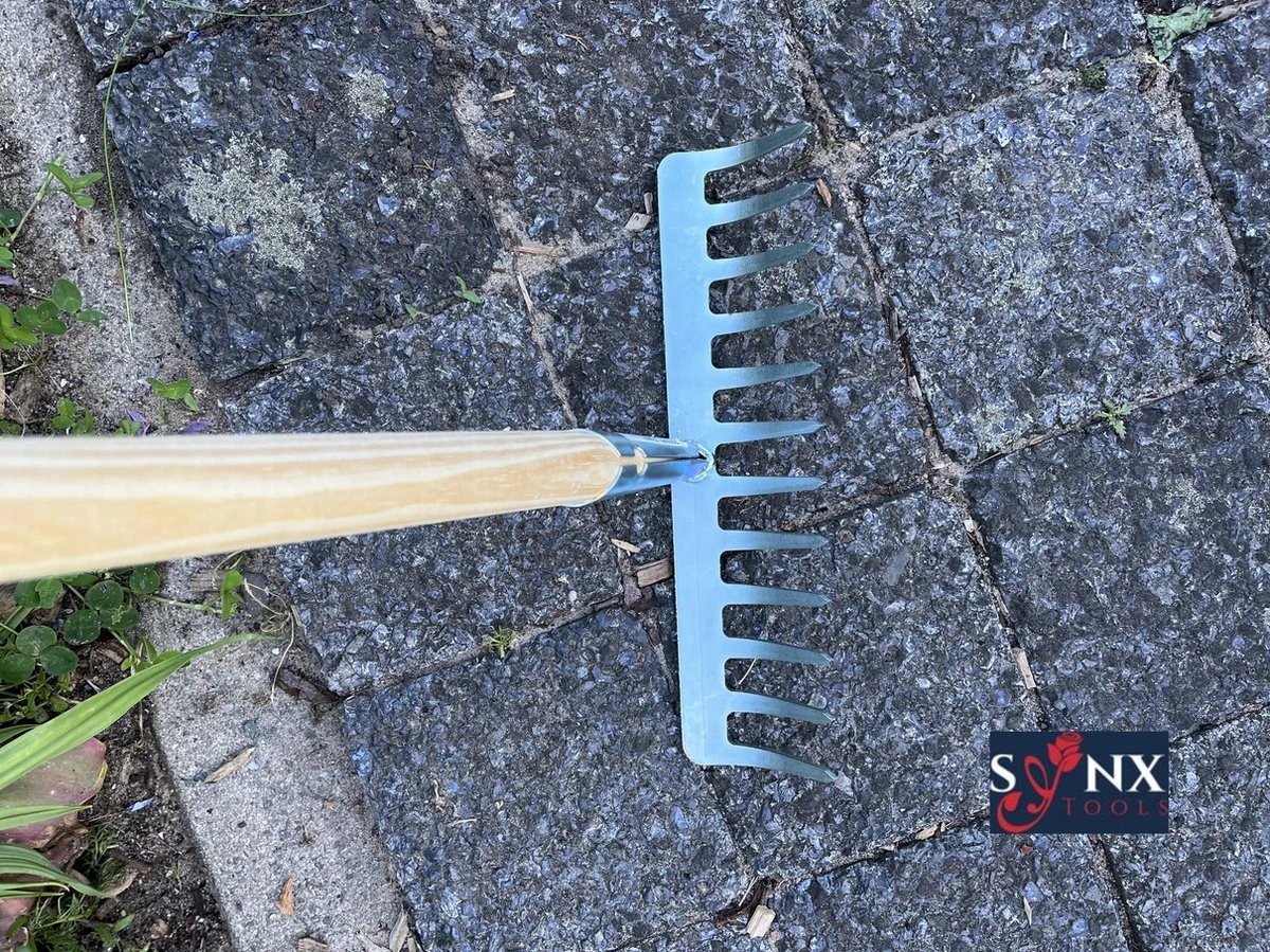 Synx Tools Tuinhark 12 Tanden Verzinkt Hark - Harken - Bladharken - Bodembewerkers - Onkruidverwijderaar - Tuinartikelen - Compleet Incl. 160cm Steel - Afbeelding 2